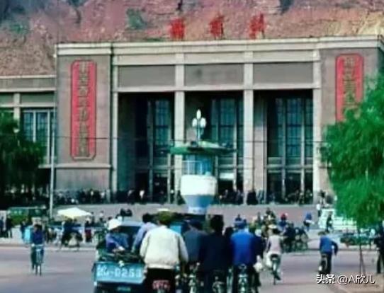 中國最大的監獄 青海省西寧監獄 從工廠到禁閉之地