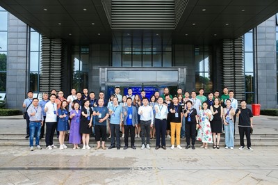 江蘇邦業“知行合一”會議 走進摩貝恩世界級紙尿褲工廠，探秘母嬰護理新標桿